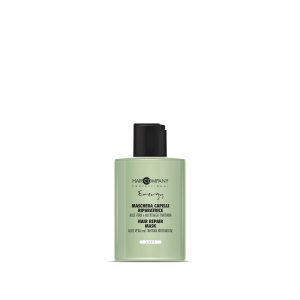 Hair Company UK The 0106 Hair Repair Mask from Hair Company Professional comes in a vibrant green bottle and is enriched with aloe vera and silk protein. Featuring a sleek black flip-top cap, this mask includes bilingual text in Italian and English, expertly crafted for ultimate hair repair.